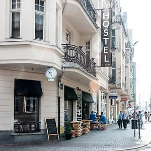 Hostel Mandala & Poznań